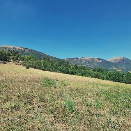 Borgo De' Varano By Hotel I Duchi กาเมริโน ภายนอก รูปภาพ