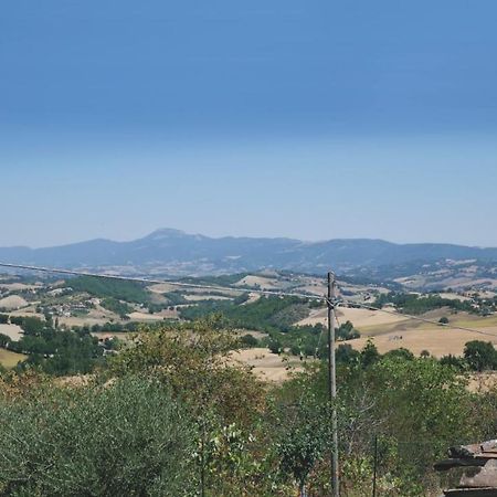 Borgo De' Varano By Hotel I Duchi กาเมริโน ภายนอก รูปภาพ