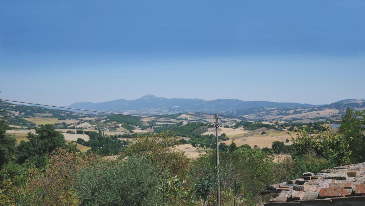 Borgo De' Varano By Hotel I Duchi กาเมริโน ภายนอก รูปภาพ